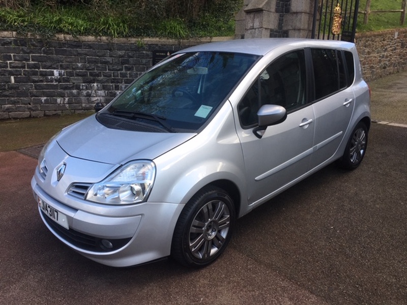 Used RENAULT GRAND MODUS in St. Helier, Jersey Rightcar